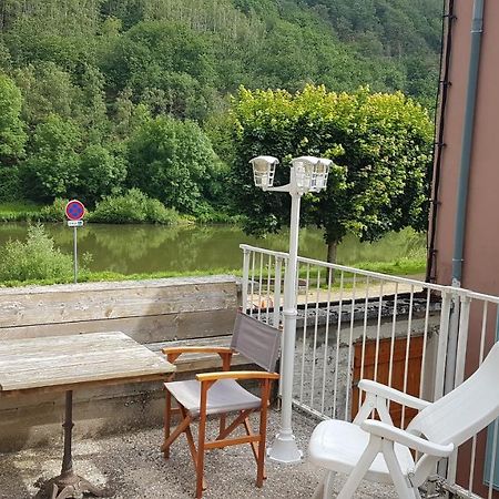 Le Balcon Sur La Meuse Villa Revin  Exterior foto